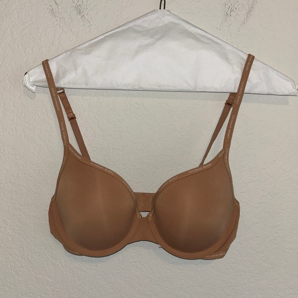 Victoria's Secret T-Shirt Push Up Bra 34C
